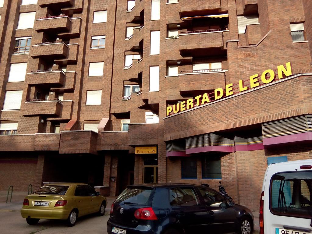 Apartamentos Turisticos Puerta De לאון חדר תמונה