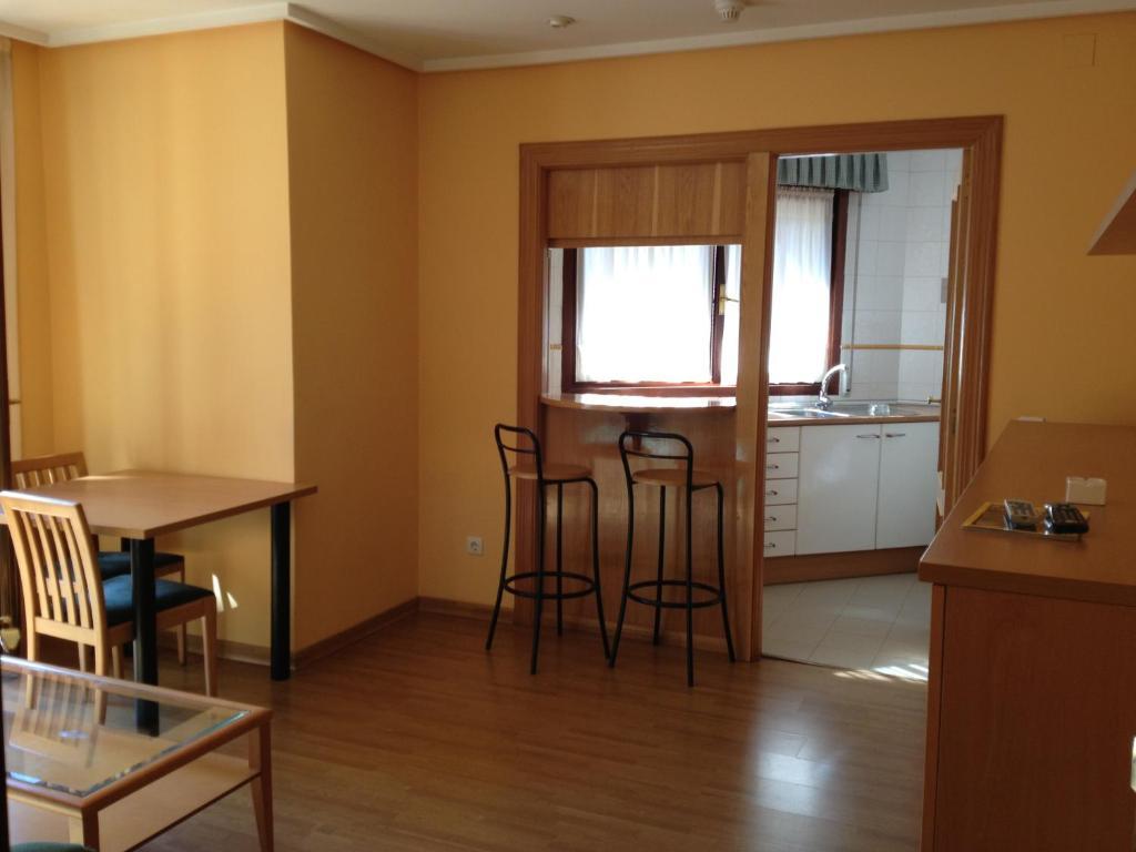 Apartamentos Turisticos Puerta De לאון מראה חיצוני תמונה