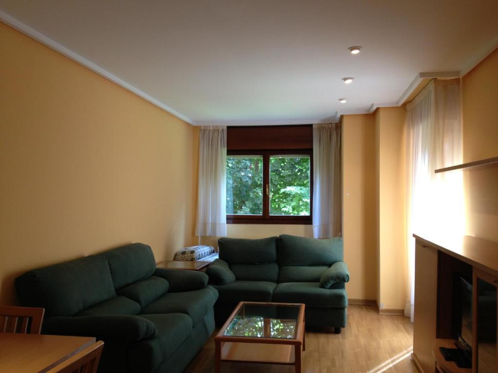 Apartamentos Turisticos Puerta De לאון מראה חיצוני תמונה